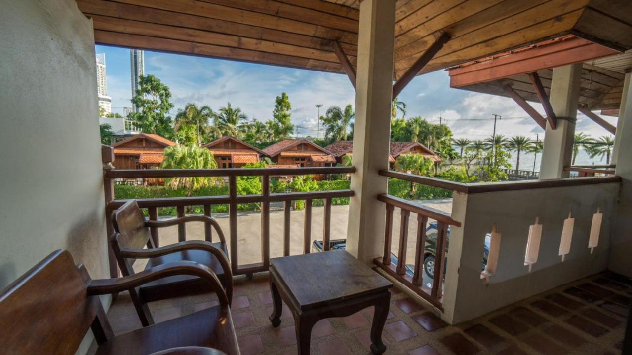 Anantaya Resort Джомтьен Экстерьер фото